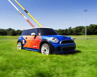 奧運Mini好幫手!怎麼跑著跑著中槍了呢?(誤)