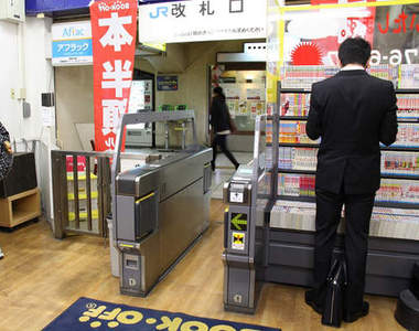 離車站出口過近的店家 有時候太方便也是一種困擾!?