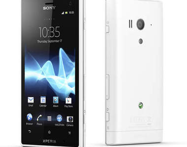 二連發!Sony發表最新款「防水」手機《Xperia Acro S》及《Xperia Go》!