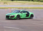 週末的大玩具~Racing One改造Audi R8 V10! 週末的大玩具~Racing One改造Audi R8 V10!
