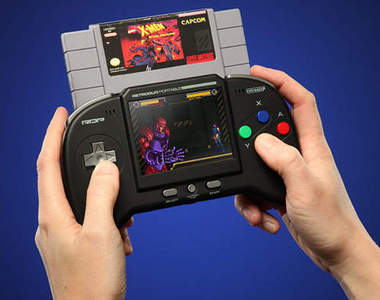 Retro Duo Portable  紅白機卡帶可以隨身帶著玩啦～