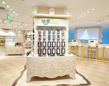 全世界第一家《迪士尼概念店》在千葉開幕♥