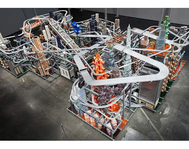 超大的模型、超小的都市