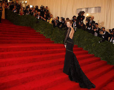 《MET GALA 2012》大明星齊聚的時尚盛會