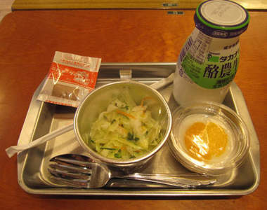 《營養午餐咖啡廳》重現昭和時期的小學營養午餐