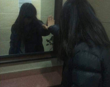 裝貞子自拍照 女高生的創意真是有看沒有懂@_@？