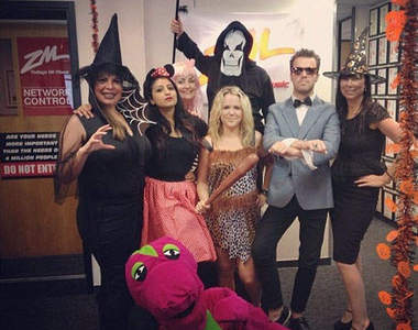 《江南STYLE中毒》的老外~萬聖節也脫離不了江南大叔