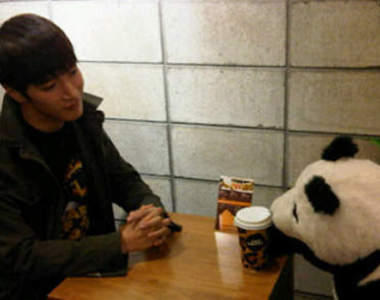 韓星的《自娛娛人照》自己玩也可以很開心～