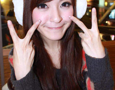 多芬正妹 薛蓓蓓 像海豚一樣可愛的模特兒