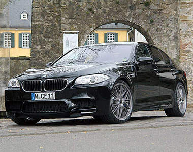BMW M5加強版~來看看這輛MH5 S-Biturbo吧!