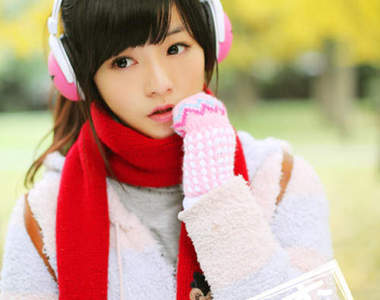 王怡 甜美到看了會愛上的銀杏女孩