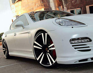 保時捷Panamera White Snow Edition!像暴風雪一樣有殺傷力~(逃)