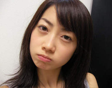 牙狼妹 肘井美佳 啊哩！泳裝寫真被我發現了(奸笑)