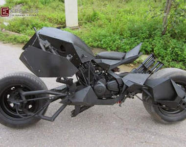 越南蝙蝠俠 隱於民間的高手自製蝙蝠機車超帥氣