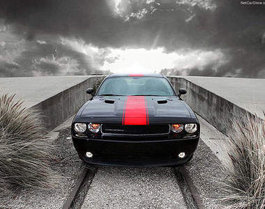 Dodge發表Challenger特仕車!多希望它能來台灣和野馬作伴~♥