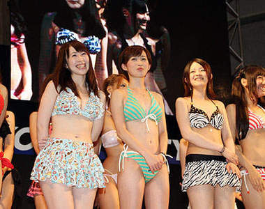《Tokyo Auto Style》性感火辣的美女當然要趁熱看~♥