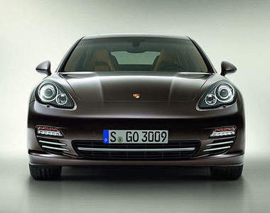 保時捷《Panamera 白金版》小改款前的特別禮物?