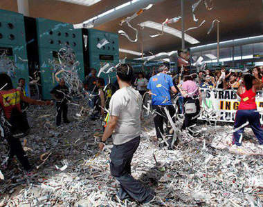 西班牙機場 連罷工都罷得很有藝術感是為什麼?