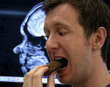 用自己腦袋形狀做的《人腦巧克力》有補腦效果嗎？（誤）