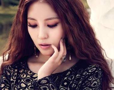 Boa代言的秋冬眼影　可淡可濃的女神級妝感♥