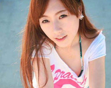 何穎璇（Miss Hunny）來自香港的正妹魔術師