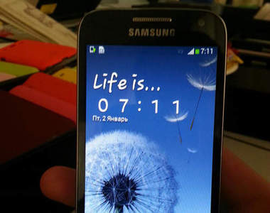 Samsung《Galaxy S4 mini》迷你版S4 真機照首次曝光!?
