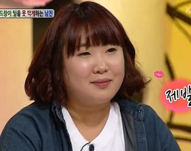 超怪《腋毛執著男》你敢刮腋毛 我就哭給你看ಥ_ಥ