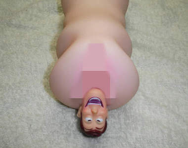 尷尬瓦解　買飛機杯遇到朋友最帥的解套法