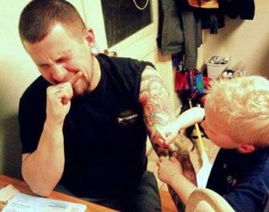 那些超讚的父母 有些真的不是捉弄小朋友嗎?(偷笑)