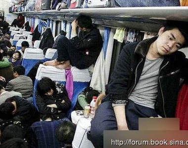 《大陸火車上的奇景》趴兔  要返鄉的趕緊來試試看~?