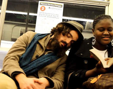 《肩膀借我靠一下實驗》你是借,還是不借XD?