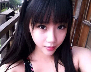 微博《金溝盃大賽》網友曬火熱事業線度過寒冷聖誕...>///<