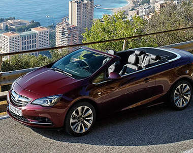 200匹渦輪版《Opel Cascada》上空尤物熱血新成員入列～