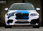 700匹馬力《BMW X6 M》穿上迷彩勁裝就能隱形? 700匹馬力《BMW X6 M》穿上迷彩勁裝就能隱形?