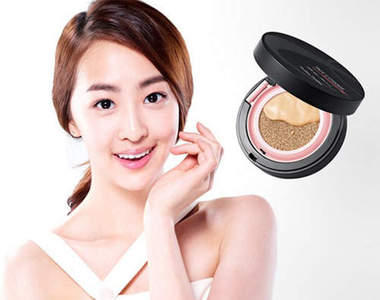 《Holika Holika 海綿BB霜》按人家的時候要小心漫出來啦~