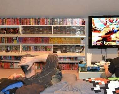 超讚的玩家遊戲間　滿滿一整面牆都是遊戲片