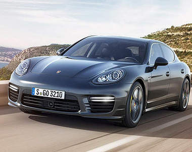 性能旗艦升級《保時捷Panamera Turbo S》東京車展報到