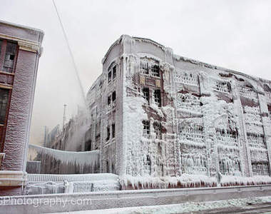 《芝加哥火燒倉庫》搶救後～成了美美的雪宮～