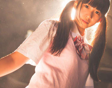 女子高中生Ｘ2　空氣中的顆粒讓人很有感覺