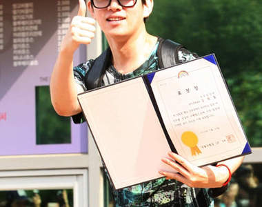 Super Junior希澈退伍　說好的低調呢XDDD