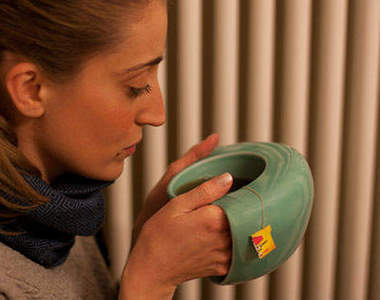 超貼心《暖暖口袋馬克杯》  冷冰冰雙手瞬間變暖活...