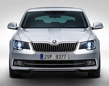 小改款《Skoda Superb》當家旗艦變臉更霸氣～