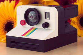 超逼真《樂高Polaroid迷你相機》復古迷你造型模樣超可愛~ 超逼真《樂高Polaroid迷你相機》復古迷你造型模樣超可愛~