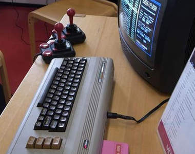 芬蘭的圖書館可以打電動？也太嗨了吧～（跳）