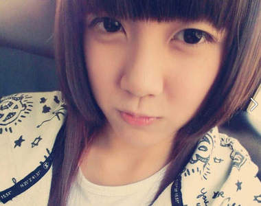 紀欣妤Betty 網路上人氣超高的微笑女孩