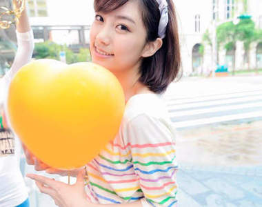 蕭莫莫（momo）　很難不被注意到的逸萱秀正妹