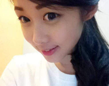 Tiffany chong 來自馬來西亞的可愛美眉