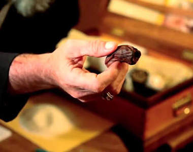 《腳趾雞尾酒》不可以吃掉的腳趾居然被客人...