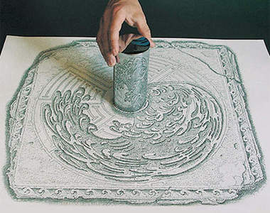 《鏡面變形藝術》加上鏡子神上加神