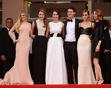 《星光大盜》坎城首映 艾瑪華生美美走紅毯